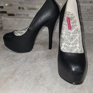 Bordello Teaze Black Platform Heels